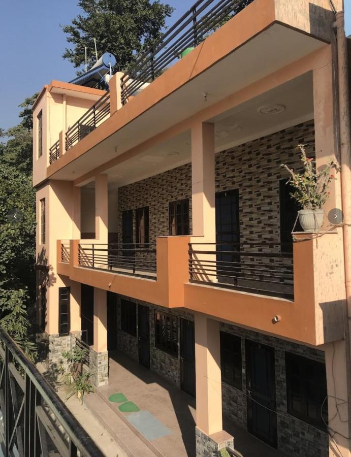 Karwaan Homestay Rishīkesh Zewnętrze zdjęcie